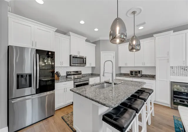 Photo 3 of Single family home for sale at 3030 W Van Buren Dr, Tampa, FL 33611 | MLS# TB8547494 | Listing updated on 2026-10-08