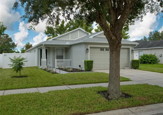 Photo 3 of Single family home for sale at 12307 Canyon Blvd, Spring Hill, FL 34610 | MLS# TB8547495 | Listing updated on 2026-09-12