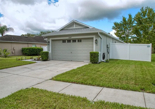 Photo 4 of Single family home for sale at 12307 Canyon Blvd, Spring Hill, FL 34610 | MLS# TB8547495 | Listing updated on 2026-09-12