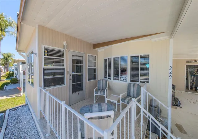 Manufactured home for sale at 229 Dixie, TARPON SPRINGS, FL 34689 | MLS# TB8547505