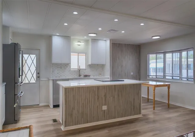 Photo 3 of Manufactured home for sale at 229 Dixie, Tarpon Springs, FL 34689 | MLS# TB8547505 | Listing updated on 2026-10-05