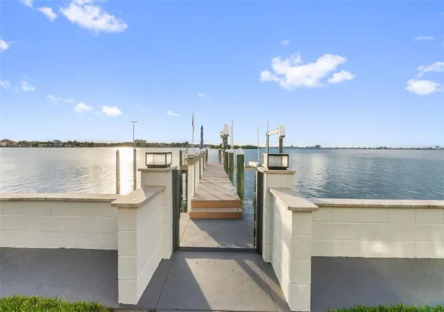 Single family home for sale at 7008 S Shore Dr, SOUTH PASADENA, FL 33707 | MLS# TB8547512