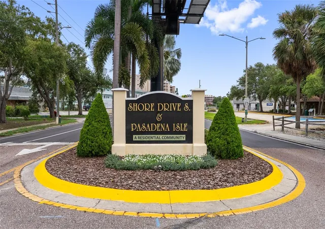Photo 66 of Single family home for sale at 7008 S Shore Dr, South Pasadena, FL 33707 | MLS# TB8547512 | Listing updated on 2026-09-12