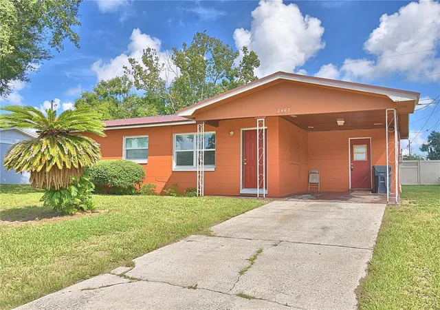 Photo 1 of Single family home for sale at 2407 Lilly St, Lake Wales, FL 33898 | MLS# O6440885 | Listing updated on 2026-10-03