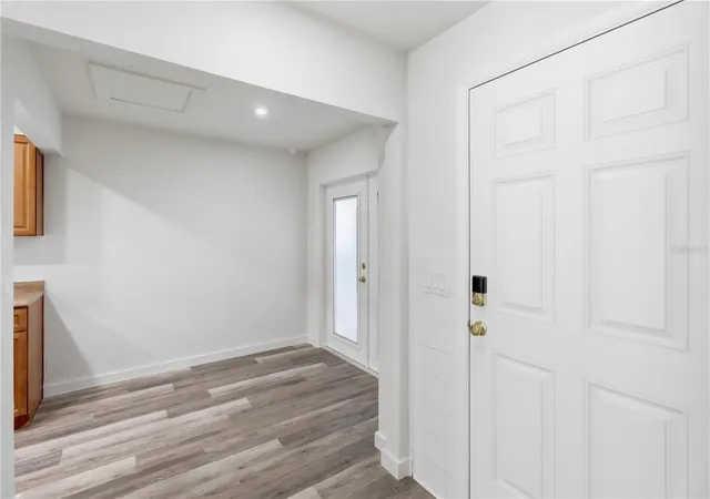 Photo 2 of Townhouse for sale at 2302 Barbados Dr, Winter Park, FL 32792 | MLS# O6440892 | Listing updated on 2026-10-08