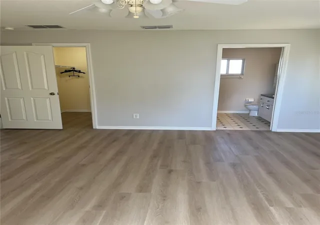 Photo 4 of Single family home for sale at 6035 SW 98th Street Rd, Ocala, FL 34476 | MLS# O6440900 | Listing updated on 2026-09-14