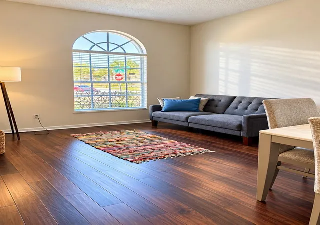 Photo 4 of Single family home for sale at 16656 Palm Spring Dr, Clermont, FL 34714 | MLS# K4903779 | Listing updated on 2026-10-03