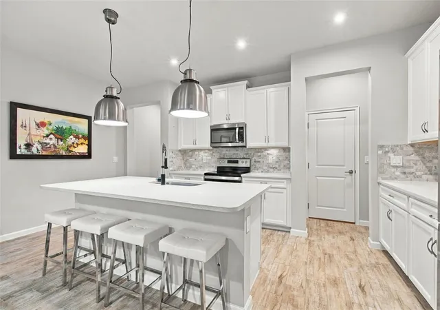 Photo 3 of Townhouse for sale at 4242 Cloud Hopper Way, Lutz, FL 33559 | MLS# TB8547541 | Listing updated on 2026-09-19
