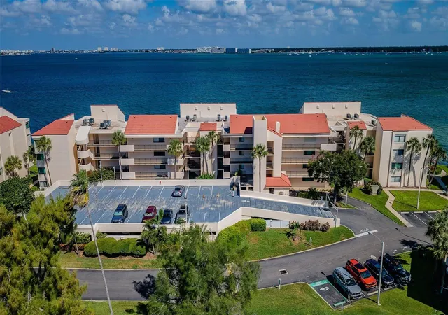 Listing Photo 1 - Condo for sale in building located at 5541 Puerta Del Sol Blvd S, ST PETERSBURG, FL 33715 - Unit #313