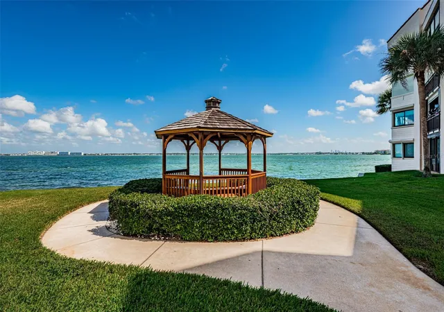 Listing Photo 4 - Condo for sale in building located at 5541 Puerta Del Sol Blvd S, ST PETERSBURG, FL 33715 - Unit #313