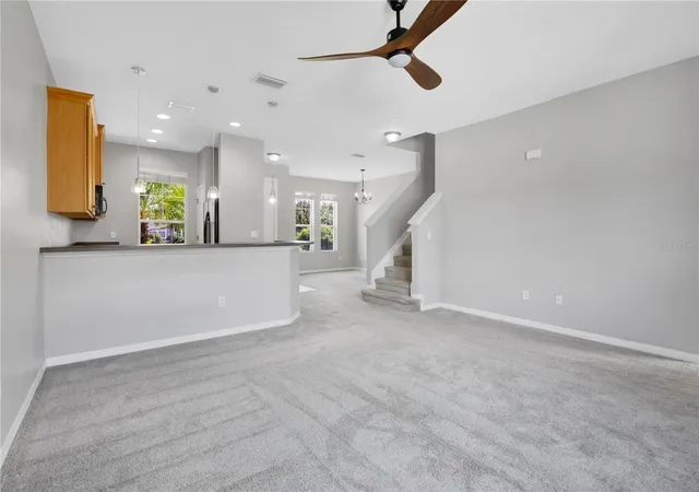 Photo 4 of Townhouse for sale at 14766 Peekskill Dr, Winter Garden, FL 34787 | MLS# O6440912 | Listing updated on 2026-10-09