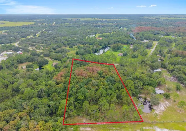 Photo 3 of Manufactured home for sale at 1220 NE 342nd Trail, Okeechobee, FL 34972 | MLS# D6148730 | Listing updated on 2026-09-19