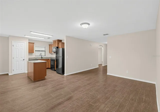 Photo 4 of Single family home for sale at 860 Woodlark Dr, Haines City, FL 33844 | MLS# TB8547554 | Listing updated on 2026-09-21