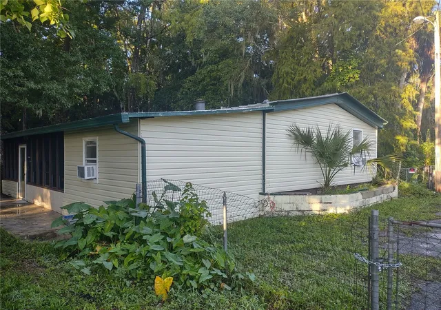 Photo 3 of Manufactured home for sale at 24548 Alligator Rd, Astor, FL 32102 | MLS# O6440919 | Listing updated on 2026-09-26