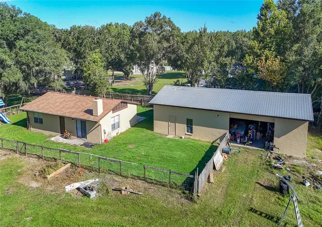 Photo 1 of Single family home for sale at 7102 Five Acre Rd, Plant City, FL 33565 | MLS# TB8547565 | Listing updated on 2026-10-06