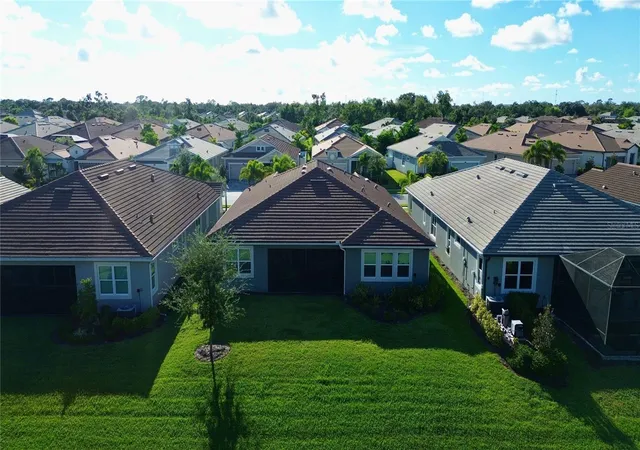 Photo 3 of Single family home for sale at 5769 Long Shore Loop, Sarasota, FL 34238 | MLS# A4705755 | Listing updated on 2026-09-16