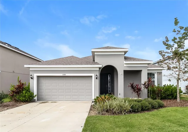 Photo 1 of Sale Pending at 3188 Bethpage Loop, Mount Dora, FL 32757 | MLS# C7530622 | Listing updated on 2026-09-17