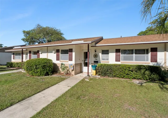 Photo 2 of Condo for sale at 714 E Minnesota Ave #B, Deland, FL 32724 | MLS# O6440926 | Listing updated on 2026-10-03