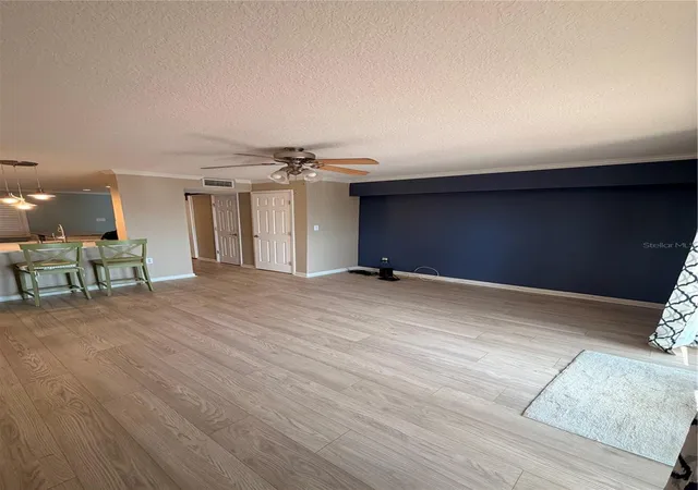Photo 4 of Townhouse for sale at 5050 Coquina Key Dr SE, Saint Petersburg, FL 33705 | MLS# TB8547578 | Listing updated on 2026-09-30