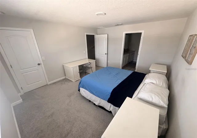 Photo 4 of Townhouse for sale at 14917 Harvest St, Orlando, FL 32824 | MLS# O6440928 | Listing updated on 2026-09-19