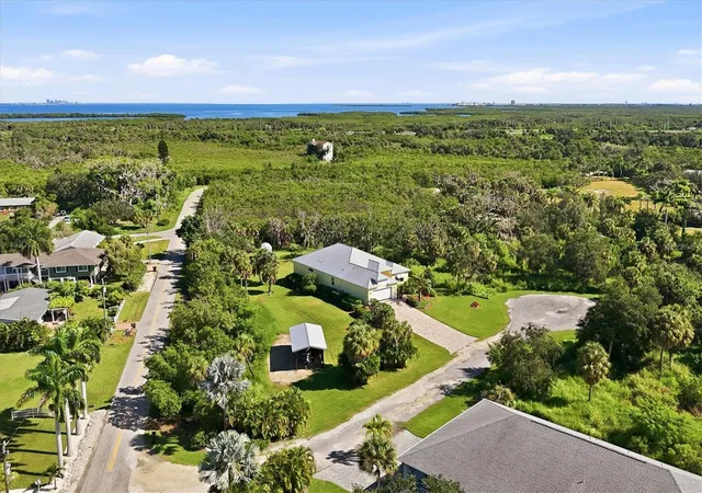 Photo 3 of Single family home for sale at 1914 Kennedy Ct, Terra Ceia, FL 34250 | MLS# A4705764 | Listing updated on 2026-10-08