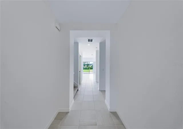 Photo 3 of Single family home for sale at 704 Farfields St, Deland, FL 32724 | MLS# O6440934 | Listing updated on 2026-09-12