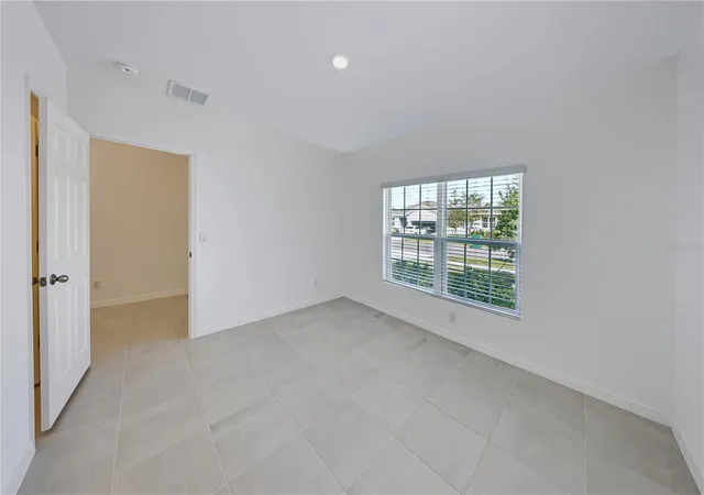 Photo 3 of Single family home for sale at 704 Farfields St, Deland, FL 32724 | MLS# O6440934 | Listing updated on 2026-09-12
