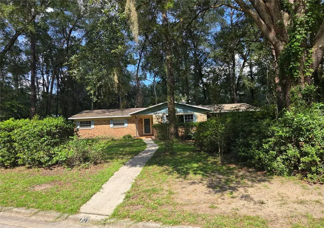 Photo 1 of Single family home for sale at 909 Nw 39th Street, Gainesville, FL 32605 | MLS# GC543424 | Listing updated on 2026-09-18