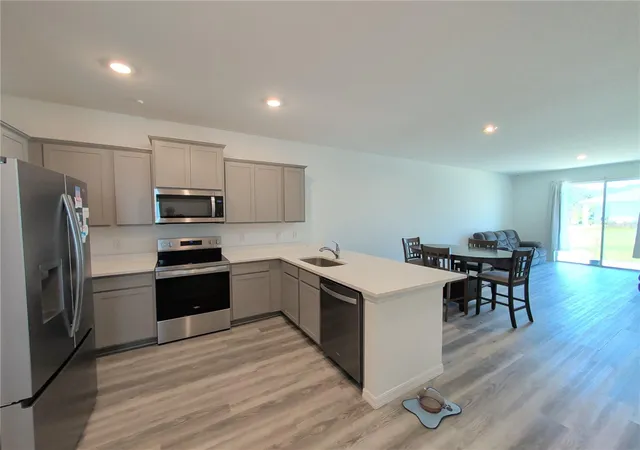 Photo 4 of House for sale at 4057 Westwood Flds Loop, Plant City, FL 33565 | MLS# TB8547586 | Listing updated on 2026-09-12