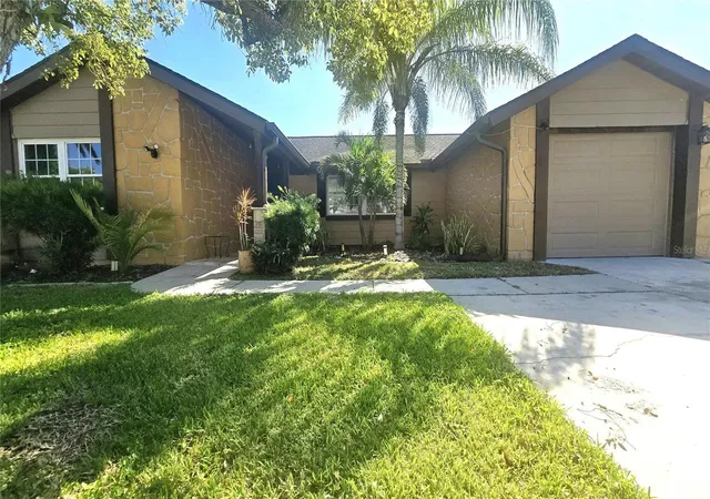 Photo 1 of Single family home for sale at 3532 Overland Dr, Holiday, FL 34691 | MLS# TB8547590 | Listing updated on 2026-10-07