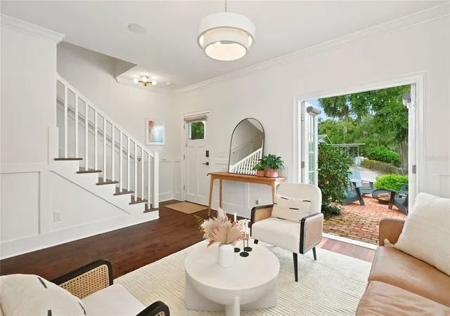 Photo 4 of Single family home for sale at 1707 Asher Ln, Orlando, FL 32803 | MLS# O6440943 | Listing updated on 2026-09-17