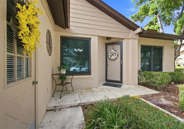 Photo 4 of House for sale at 6802 Plumleaf Ct, Spring Hill, FL 34606 | MLS# W7889423 | Listing updated on 2026-09-30