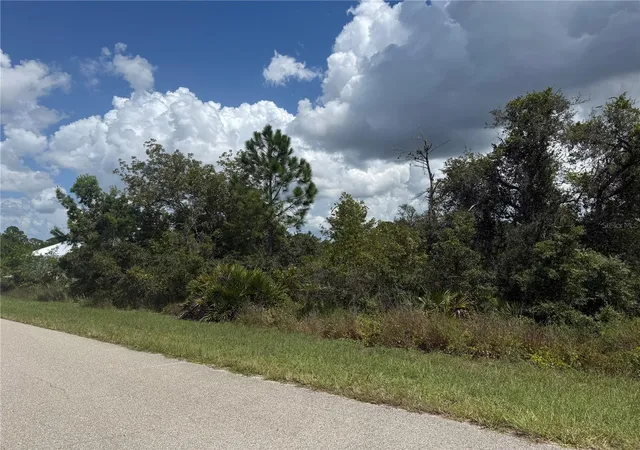 Photo 2 of Land for sale at 208 Fiji Way Ne, Lake Placid, FL 33852 | MLS# O6440945 | Listing updated on 2026-09-23