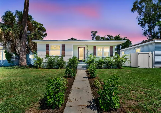 Photo 1 of Single family home for sale at 4235 3rd Avenue S, Saint Petersburg, FL 33711 | MLS# TB8547599 | Listing updated on 2026-09-15