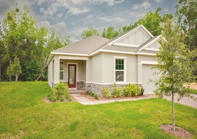 Photo 1 of Single family home for sale at 31 Whittingham Ln, Palm Coast, FL 32164 | MLS# O6440950 | Listing updated on 2026-09-23