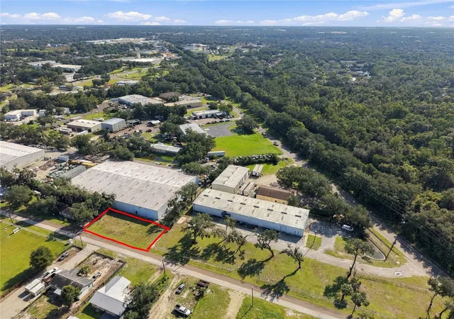Photo 1 of Land for sale at 1520 Old Sydney Rd, Plant City, FL 33563 | MLS# TB8547608 | Listing updated on 2026-09-17