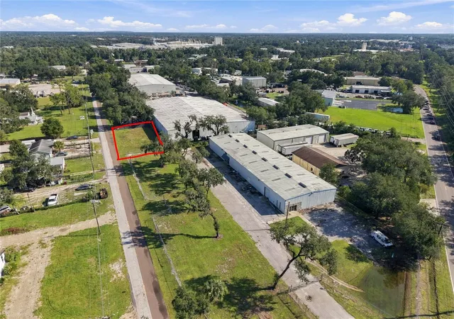 Photo 3 of Land for sale at 1520 Old Sydney Rd, Plant City, FL 33563 | MLS# TB8547608 | Listing updated on 2026-09-17