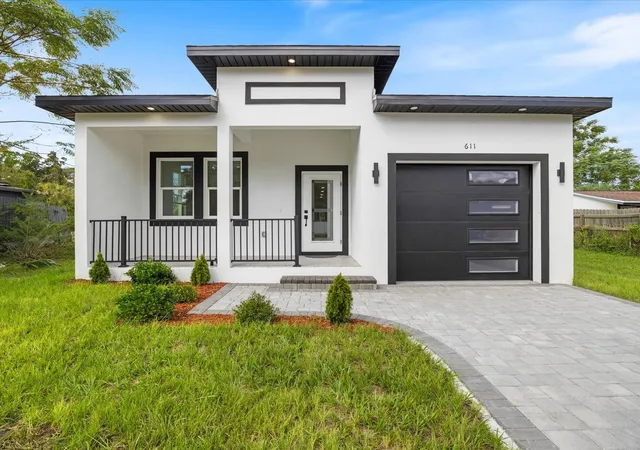 Photo 1 of Single family home for sale at 611 Elm St, Safety Harbor, FL 34695 | MLS# TB8547613 | Listing updated on 2026-10-03
