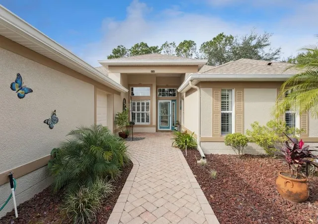 Photo 1 of Single family home for sale at 24215 Belle Mede Dr, Leesburg, FL 34748 | MLS# G5117645 | Listing updated on 2026-09-18