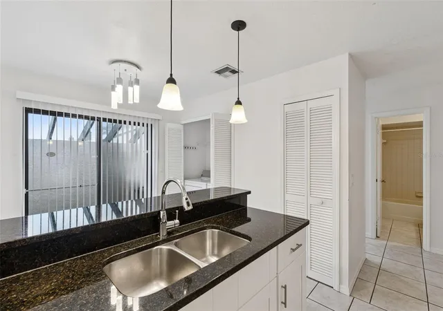 Photo 4 of Condo for sale at 2383 Sun Valley Cir #2383, Winter Park, FL 32792 | MLS# O6440965 | Listing updated on 2026-09-29