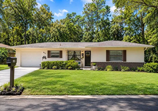 Photo 2 of Single family home for sale at 915 Orchid Ave, Inverness, FL 34452 | MLS# TB8547624 | Listing updated on 2026-10-01