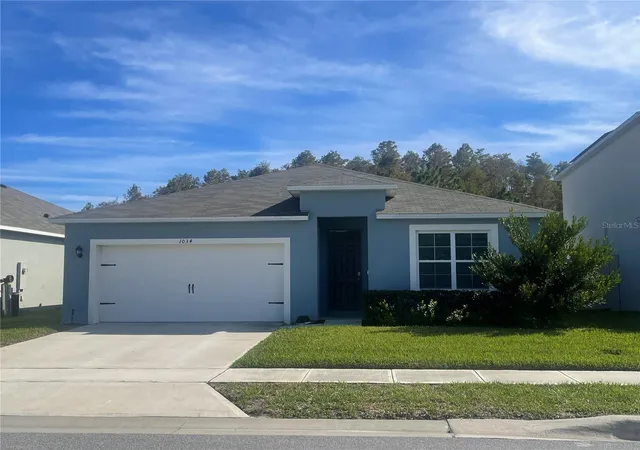 Photo 1 of Single family home for sale at 1034 Cypress Fox Blvd, Davenport, FL 33897 | MLS# O6440970 | Listing updated on 2026-09-12