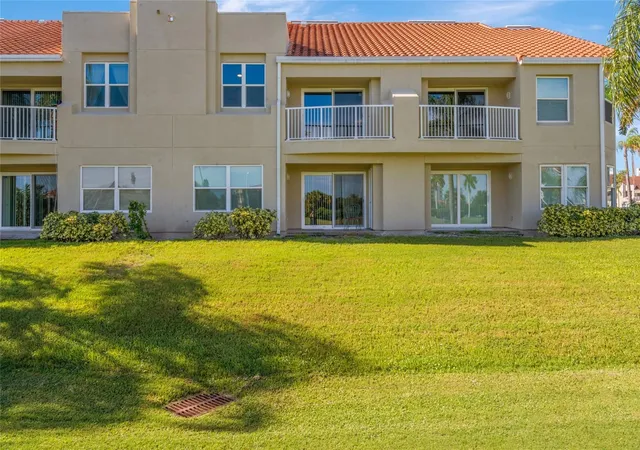 Photo 3 of Condo for sale at 6191 Bahia Del Mar Blvd #202, Saint Petersburg, FL 33715 | MLS# TB8547632 | Listing updated on 2026-10-11