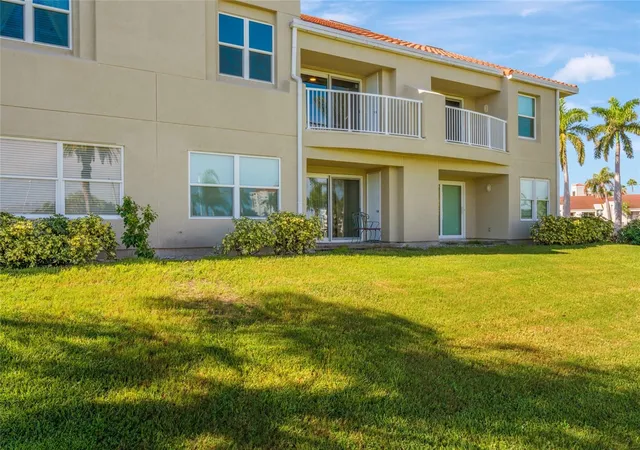 Listing Photo 4 - Condo for sale in building located at 6191 Bahia Del Mar Blvd, ST PETERSBURG, FL 33715 - Unit #202