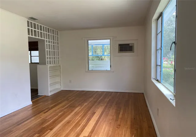 Photo 2 of Single family home for sale at 1308 Essex Dr N, Saint Petersburg, FL 33710 | MLS# TB8547646 | Listing updated on 2026-10-31