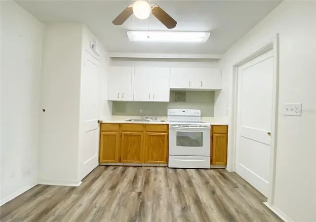 Photo 4 of Single family home for sale at 1308 Essex Dr N, Saint Petersburg, FL 33710 | MLS# TB8547646 | Listing updated on 2026-10-31