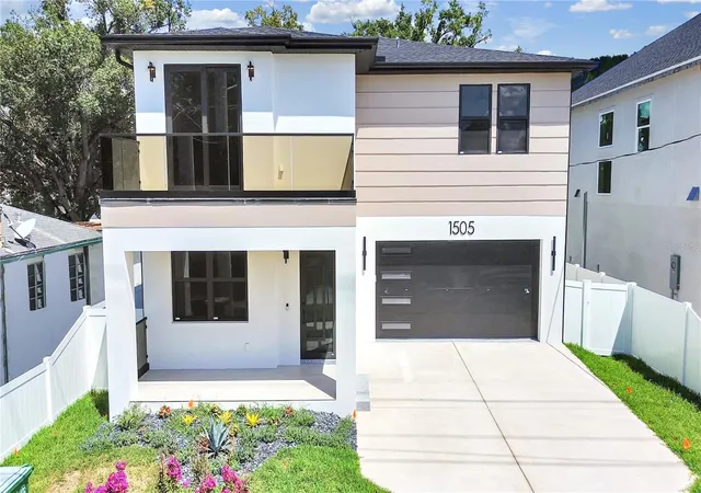 Photo 1 of Single family home for sale at 1505 W Grace St, Tampa, FL 33607 | MLS# TB8547652 | Listing updated on 2026-09-12