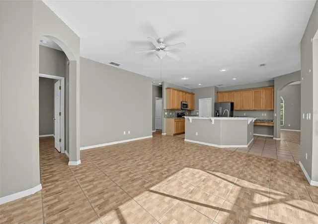 Photo 3 of Single family home for sale at 966 Longwood Clb Pl, Longwood, FL 32750 | MLS# O6440989 | Listing updated on 2026-10-02