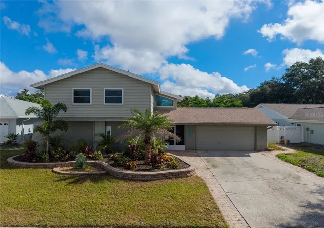 Photo 1 of Single family home for sale at 3992 Orchard Hl Cir, Palm Harbor, FL 34684 | MLS# TB8547666 | Listing updated on 2026-10-01