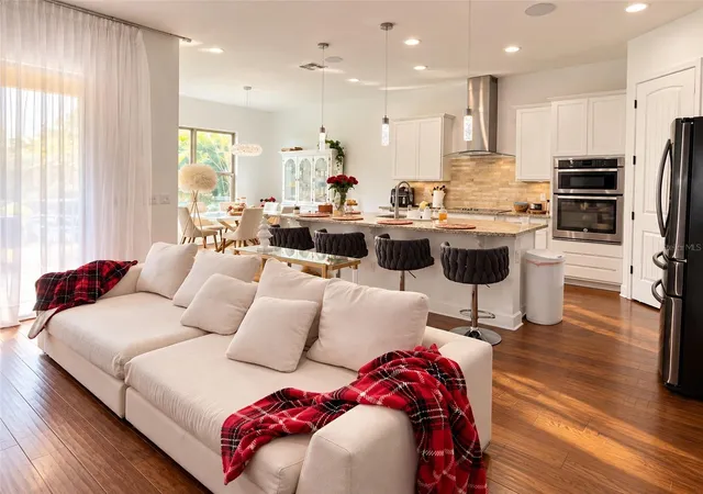 Photo 1 of Single family home for sale at 9277 Royal Ests Blvd, Orlando, FL 32836 | MLS# O6440999 | Listing updated on 2026-10-18